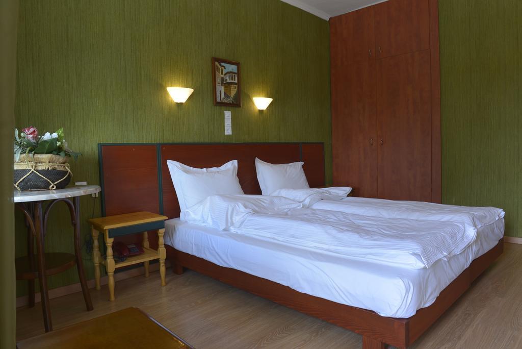 Hotel Galaxy Krepeni Exteriör bild