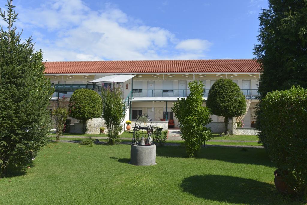 Hotel Galaxy Krepeni Exteriör bild